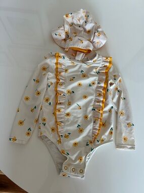 Tucker + Tate Cream One-Piece Swimsuit with Yellow Daisy Print and Hat